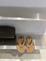 新晋小众澳洲品牌A.Emery今年春夏最流行必备的单品 流畅的线条和极简的几何轮廓具有超越季节的美感 对版高丝光羊京面料 羊京垫脚 私模对版原版大底 码数:35