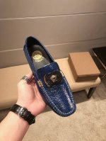 versace 范思哲 官方米兰男时装周走秀款，进口蓝色牛皮面料，超软质感，吸汗透气 ，鞋身女神美灶莎头像高级规则代表高级工艺标志，低调大方，上脚效果超赞，夜店