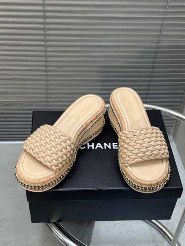 出厂价P P390 Chanel 小香新款链条编织罗马凉鞋高跟拖鞋 对版开发 面料：进口水染羊皮 大底 ：原版防滑大底 水台4Cm 后跟高8Cm Size：35