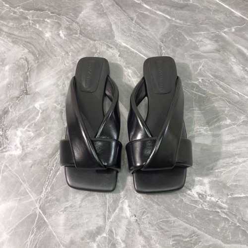 工厂p价p 顶级高端版本 代购品质 原版开发 Bottega Veneta2025Ss新品爆款夏季女士Riva平底穆勒凉拖鞋 Bv新款全真皮扭结编织装饰拖鞋抢手