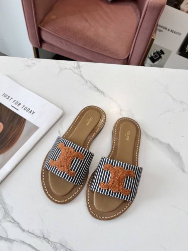 皮底 CELINE 赛琳 2024春夏新品半拖鞋鞋面采用原版定制布料，大底下层原版生胶上层真皮底组合，质感非凡上脚超级好看码数35-41 41定做不退换