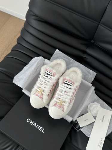 Chanel 24P新款大头饼干鞋 原版开发顶级版本 鞋面正品一致 内里羊皮 TPU大底 非普通版本橡胶大底 Size:35-39 其他码数定做