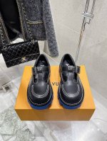 顶级版 25Ss春夏新款Louis Vuiteeon Lv 印花厚底乐福鞋情侣款玛丽珍小皮鞋 这款松糕厚底系列今年非常爆 穿上增高效果 和时尚的引领绝对的Yyd
