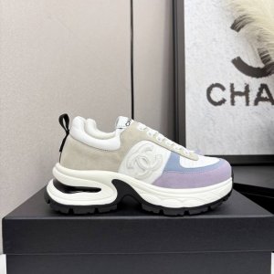 chanel香奈儿熊猫鞋 2025专柜顶级休闲款运动鞋 这款经典设计 鞋面多种工艺电绣的风格 大底却时尚运动 不平凡的拥入了多种配色元素 多元化混搭非常好看百搭