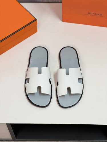 hermèS 真皮底 Size：38-44 45.46.47定制 爱马仕最高品质经典H拖鞋～高端男士凉鞋沙滩鞋拖鞋～专柜同步～原单代购货！原版进口鞋面牛皮内里牛