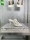 Bv B家纯手工编织凉拖原版9色入 光纤白 全手工制作 鞋面全手工编织 工匠精神 条子制作工艺精巧 舒适 B家经典鞋型 设计感不落伍 垫脚采用小羊皮 调性十足