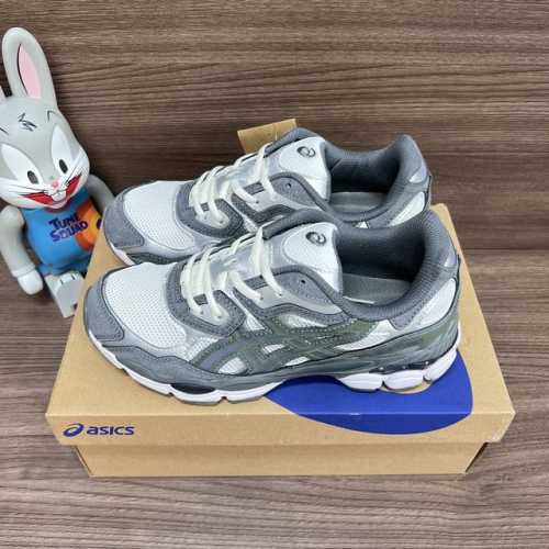 Needles X Asics Gel-Nyc 皮革 炫酷 减震防滑耐磨 低帮 生活休闲鞋 白绿 货号: 1203A383-101 包装:全套得物配件毒盒配纯棉