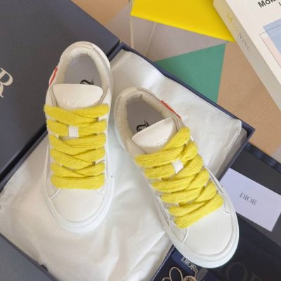 顶级版本 情侣款 迪奥Dior B33系列 最新蛇年限定 情侣款 休闲 运动鞋 滑板鞋 原版购入开发 做货 这款 B33 运动鞋是二零二三秋季新品 重新诠释经典