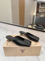 出厂 Vanda Novak来自意大利品牌 全网独家 耗时3个月研发 鞋跟独特设计酒杯 重磅系列 众多联手意大利品牌 推出高级感满分的鞋款系列 火遍Ins神仙绝