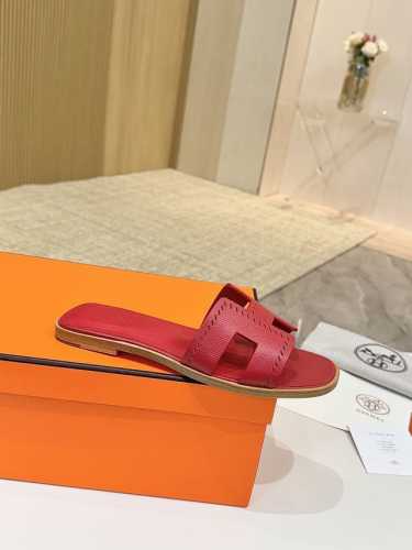 爱马仕Hermes，真皮大底 出厂价 顶级版本！原版开发 鞋面：牛皮 内里垫脚 羊皮 大底：意大利真皮大底 码数：34-43注 34 41 42 43 码定做