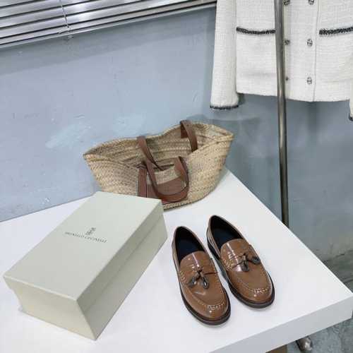高品质出厂 ！小众潮牌 Brunell0Cucinelli25春夏新款BC复古中性一脚蹬流苏吊坠乐福鞋半拖 单鞋休闲鞋！原版购入系列做货！此品牌是来自意大利的世