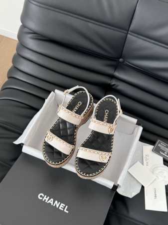 Chanel 25C春夏新款全系列链条拖鞋全系列首发 专柜有的我都有！高版本高品质鞋面牛皮 原版面料 内里羊皮 原版大底Size:35-39 其他码数定 - 点击图像关闭