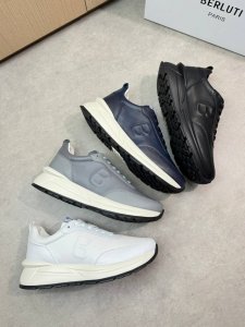 berluti 伯鲁提 -高端品质 原单休闲运动鞋 -鞋面：进口纳帕小牛皮、荔纹小牛皮、鞋身空压品牌图腾、鞋舌品牌布标 -内里：水染牛皮 -大底：超轻Tpu发泡