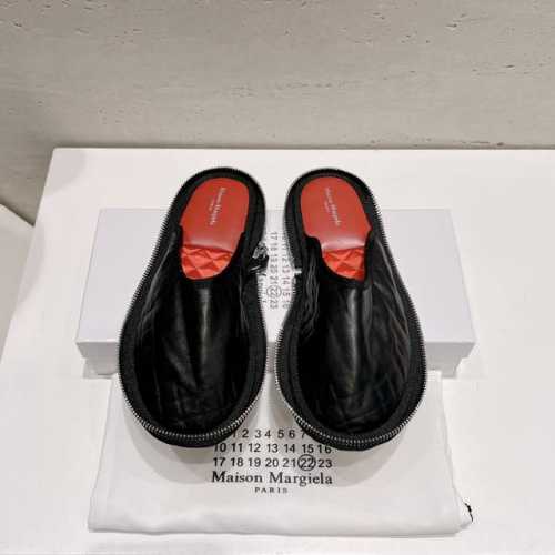 出厂 独家顶级 代购级别2024独家新品代购1:1完美复刻 Maison Margiela 玛吉拉MM6家拉链旅行包折叠一脚蹬拖鞋 原版开模双层真皮鞋底 原版套