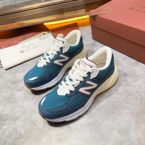 Loro Piana 四季散步 运动 男鞋 LP慢跑鞋 莞产代工厂原厂底 随意进出专柜对比 这款休闲鞋采用Wind纤维针织而成，纯手工打造 呈现出别致的立体效果