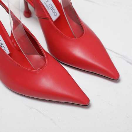 厂价 jimmy Cho*O 吉米*周25Wf早春新品 高跟后空凉鞋 我们家Jc一如既往品质优越 低调不失华丽 性感又不显张扬说的就是这款 上脚太好看了 鞋型是 - 点击图像关闭