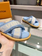 新色情侣款 驴家系列凉鞋 米白丶 黑丶 灰 最新款-- Louis Vuitton 路易威登 最新时尚休闲拖鞋～ 代购级当季最新潮品 众多博主纷纷种草，入购原版
