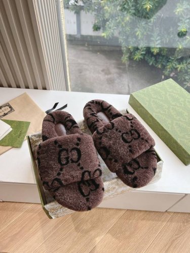 G087顶级版本 GUC*古驰2024年新款平底半拖一脚蹬时尚懒人拖鞋穆勒鞋 面料：进口真毛 内里：真毛 鞋底：原版开模鞋底 尺码：35-40 40，41定制不