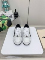 出厂女 男10 高版本 A BATHING APE vs 最新爆款休闲鞋系列 情侣拼色休闲鞋 A BATHING APE 各大明星 博主同款 诞生于1993年的