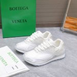 bottega Veneta Bv葆蝶家 王一博同款低帮休闲鞋 全新海淘专供品质 采用轻质科技网布面料 搭配几何图案设计橡胶外底 王炸系列 高版本 认准套包工艺