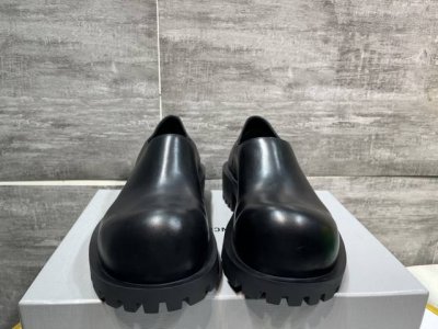 2053BALENCIAGA巴黎世家新品HUMMER德比鞋，轻度不对称圆头鞋，购入原版爆拆，一比一开发，大底一比一开模，面料进口牛皮革，里牛皮，垫脚牛皮，大底原