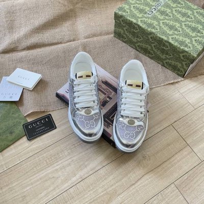 出厂： Gucci 古驰2025顶级专柜 代购系列 官网上新 全球同步 古驰顶级情侣脏脏鞋 情侣鞋 古驰情侣 Gucci鞋控 小红书热搜常客 情侣穿搭Oot D
