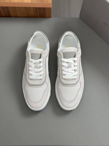 Brunello Cucinelli Ss春夏新款男鞋 简称 Bc 此品牌是来自意大利的世界顶级奢侈品牌， 面料采用意大利进口半抛光全粒面小牛皮+麂皮，内里是本