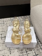 莞产代购级 迪奥 Dior 25 夏季新款 新元素 Dior 春夏新款 钻扣 高跟 凉鞋 圆柱跟凉鞋 圆头粗跟果冻色露趾圆头鞋 市面顶级版本 鞋面：进口牛皮 进