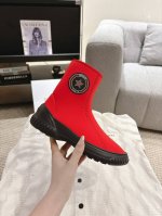 代购级Dior 24ss 秋冬弹力布 帅气靴子采用别具一格的设计元素打造醒目的外观 采用黑色科技面料打造，可轻松穿脱。从 Dior Book Tote 手袋汲取