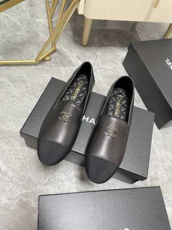顶级代购版本 出 区别市场货 CHANE*｜小香23c新品双C乐福鞋 就很有当代的复古那味儿～～ 上脚超级显瘦又舒适 日常随心搭配裙子 裤子 都无敌好看！ 鞋面 - 点击图像关闭