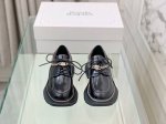 Alexander McQueen. 麦昆早春新款厚底运动鞋，原版1:1开发，原版套楦 鞋头与原版一致 可做对比，大底原版开膜TPU底，真皮沿条，面料进口开边珠