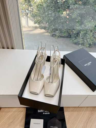 G288顶级品质Saint Laurent 圣罗兰坡跟鱼嘴凉鞋Lee金属钻链条尖头高跟鞋Ysl姐姐的美丽尤物高跟鞋 又是人间圣罗兰 Rose同款的高跟鞋化很好修