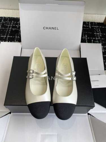 东莞代购级480 官网同步盒包装 Chanel小香 25Ss 春夏 玛丽珍 鞋头电绣双C Logo点缀，宛如女神脖子上的项链，上脚包裹性非常好，上脚跟显瘦，真的