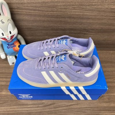 顶级版本Adidas Originals Samba 德训低帮板鞋情侣款 紫白 货号: Ig6176 包装:全套得物配件毒盒配纯棉袜子一副。 码数:36 36.