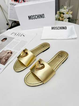 Love Moschino莫斯奇经典款，牛皮面，羊皮内里，35－43，出厂价P P200 - 点击图像关闭