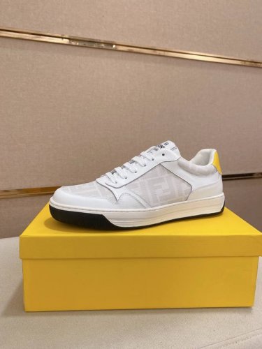 工厂p价 Fendi芬迪 新款鞋面进口牛皮面料 内里进口羊皮内里 原版大底开模 每一位男士的身份衬托 上脚大气稳重高端定制专柜原版复刻不管风吹雨打鞋楦不变 经得
