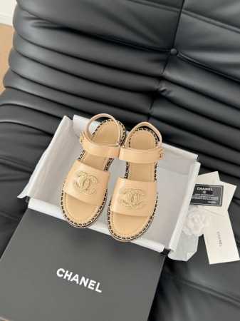 Chanel 25C春夏新款全系列链条拖鞋全系列首发 专柜有的我都有！高版本高品质鞋面牛皮 原版面料 内里羊皮 原版大底Size:35-39 其他码数定 - 点击图像关闭