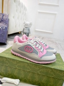 35 40 38 44Gucci 休闲鞋 早春爆款推荐，原版鞋底、原版面料、原版套楦工艺一比一折骨复刻！重工刺绣追求极致！ 面料：意大利进口头层牛皮 内里：原版