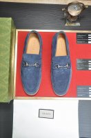 出厂价 古奇 Gucci 高端牛里 新款gucci* 顶级版本 古奇经典休闲皮鞋！选用进口原版牛皮面，内里头层舒适牛皮内里！原版耐磨橡胶大底！高品质精品！码数3