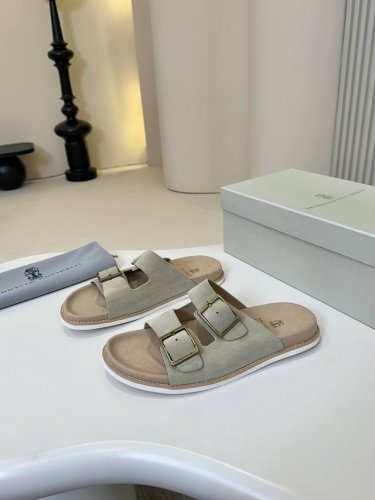 Bc Size：38-44 45.46定做 新款 Brunello Cucinelli Bc男士休闲男凉拖鞋！此款凉拖鞋鞋面料采用意大利进口高丝光水洗翻毛皮，内