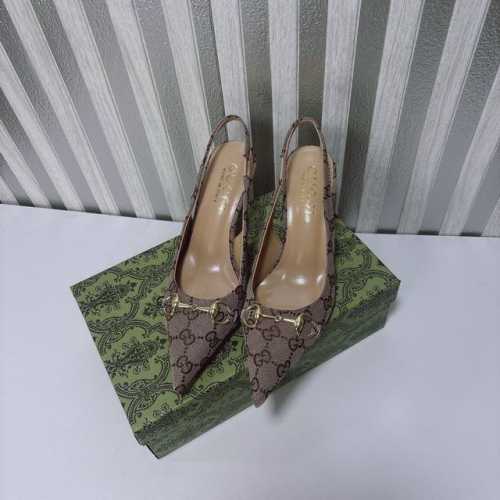出厂： Gucci 新品 马衔扣尖头凉鞋这款优雅气质的尖头凉鞋采用:原版定制面料，进口Gg帆布 电镀五金马衔扣 造就超级有质感的新品，颇具辨识感的品牌元素马衔扣