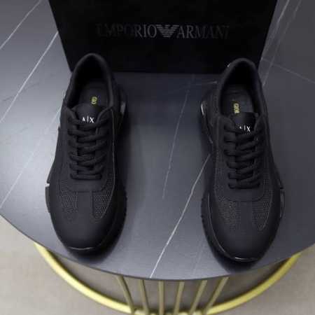 出厂价pp： 品牌：阿玛尼 标准码：38-44 45订做 等级：官网同款 材料：原版皮料拼接品牌布匹 舒适透气内里 轻便耐磨运动大底 款式类别：男士时尚休闲鞋 - 点击图像关闭