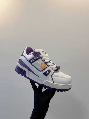 LV Trainer Maxi 小胖丁胖嘟嘟系列面包鞋 巴黎时尚走秀款，进口订制细柔小牛皮，结合粗犷厚实织物鞋带，缤纷原配扣件品牌经典元素，备受瞩目火热面包鞋再 - 点击图像关闭
