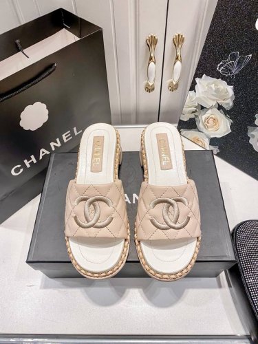 橙子出厂价p chanel 香奈儿 春夏新款 链条粗跟拖鞋 菱格高跟凉拖 码数 35-41