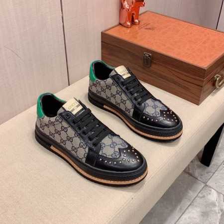 新款: 厂价: 古奇gucci* 最新爆款休闲鞋，顶端品牌奢侈～代购，顶级～质量。鞋面選用进口透气牛皮搭配材质透气羊皮垫脚 精细做工。原版个性时尚柔软橡膠耐磨防 - 点击图像关闭