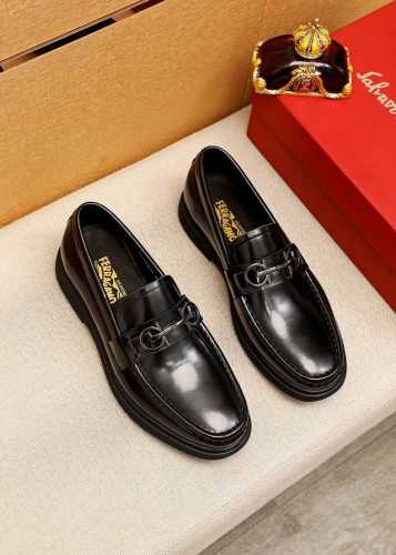 商品商标：Ferragamo 菲拉格慕 休闲皮鞋 正码码数 38-44 45订制 商品材料：精选 进口头层开边珠牛皮鞋面+奢华五金扣，进口水染牛皮内里。强烈立体