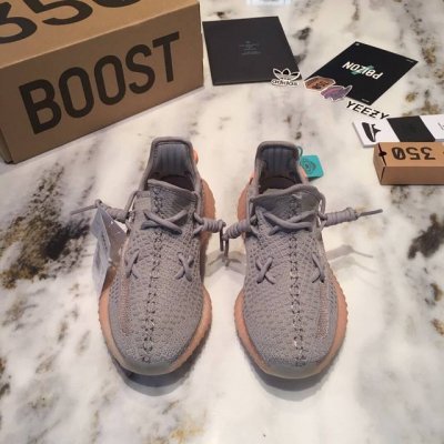 出厂价P P230专柜买原版1:1拆解开发 Yeezy Boost 350 V2 Ture From 区域限定系列 欧洲限定 延续了先回 Clay 及 Stat