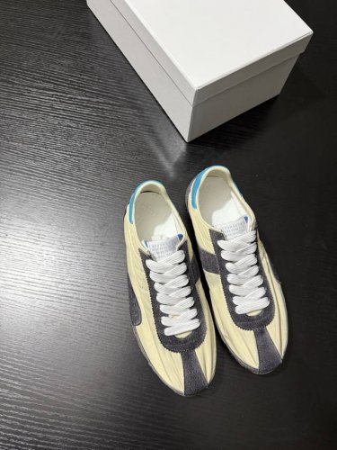 Maison Margie* 新品德训 做旧复古风拉满 低调有品 整体轻盈 脚感飞升 随意搭配都好看 鞋面Zp定制布料牛京 内里进口牛皮 Zp复刻大底 35-4