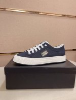 工厂p价 Boss 最新休闲男鞋 欢迎1:1对比 爆单款Boss香港专柜休闲鞋 专柜品质 支持验货 优质做工 鞋面采用意大利进口布料 内里羊皮鞋垫原版时尚橡胶大