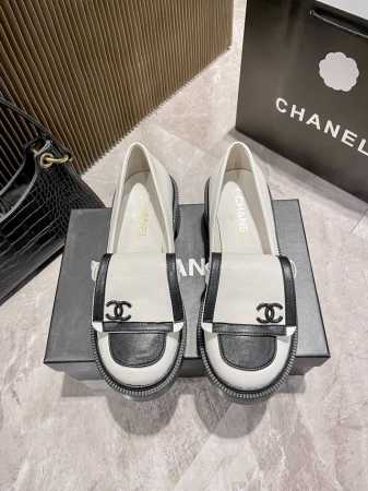 橙子出厂价 CHANEL 香奈儿24p 学院风黑白熊貓粗跟厚底乐福鞋 今年嘅香奈兒真嘅風格改變了！ 鞋比想象中可愛，增高很多很多很多， 5厘米，相當於著了個高跟 - 点击图像关闭